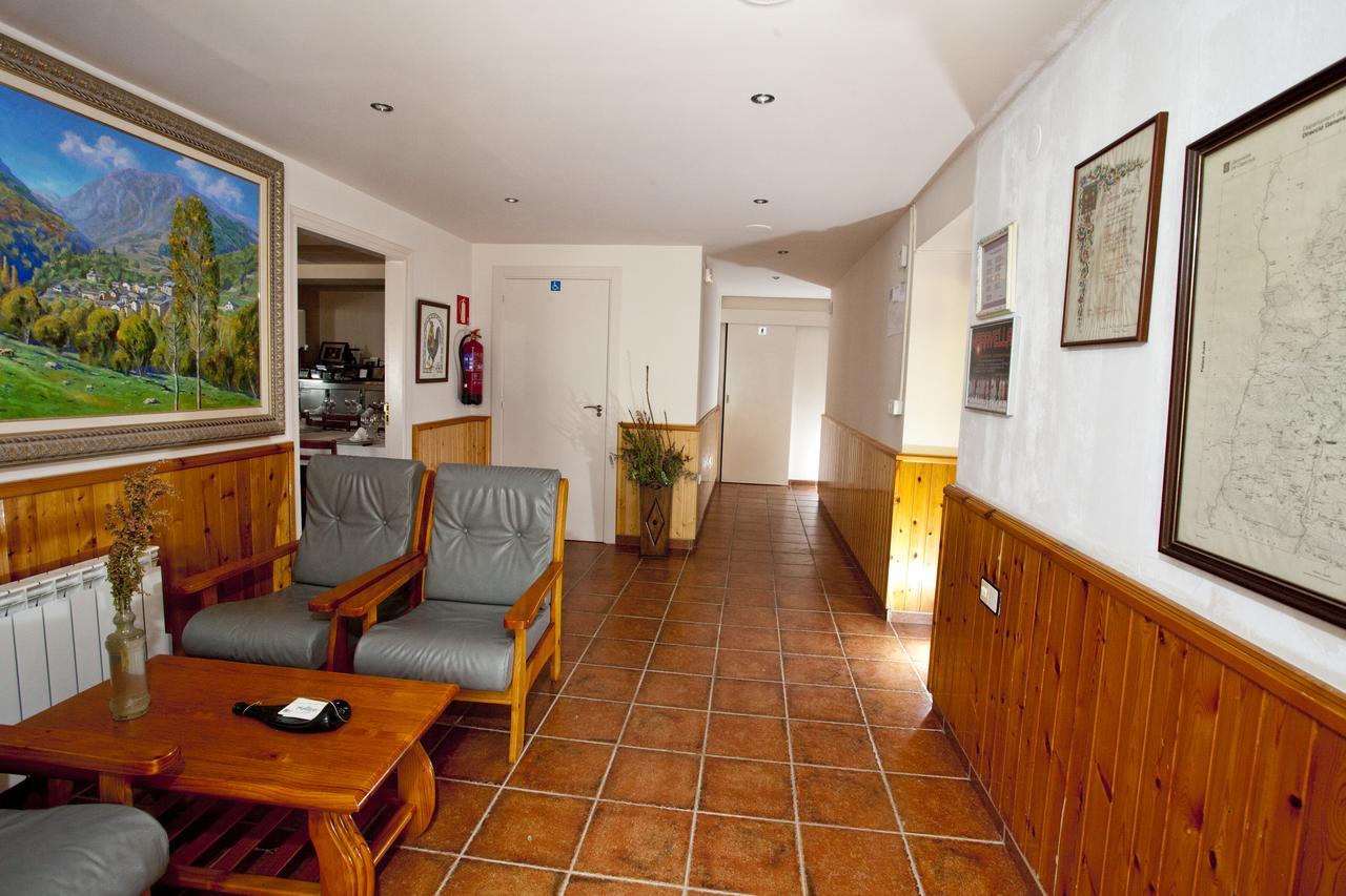 Hotel Montseny Espuy Exterior foto