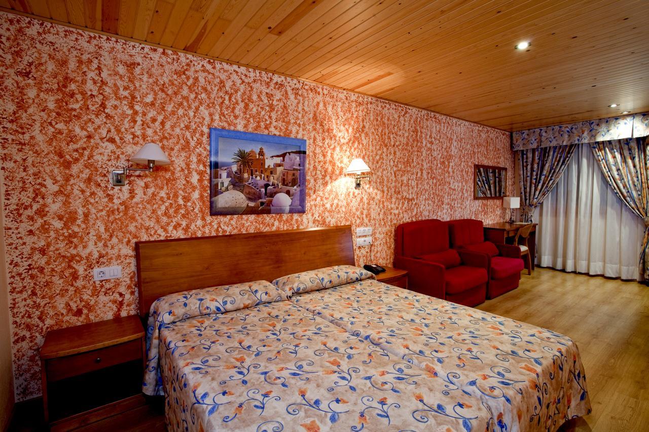 Hotel Montseny Espuy Exterior foto