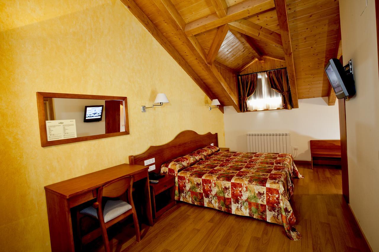 Hotel Montseny Espuy Exterior foto